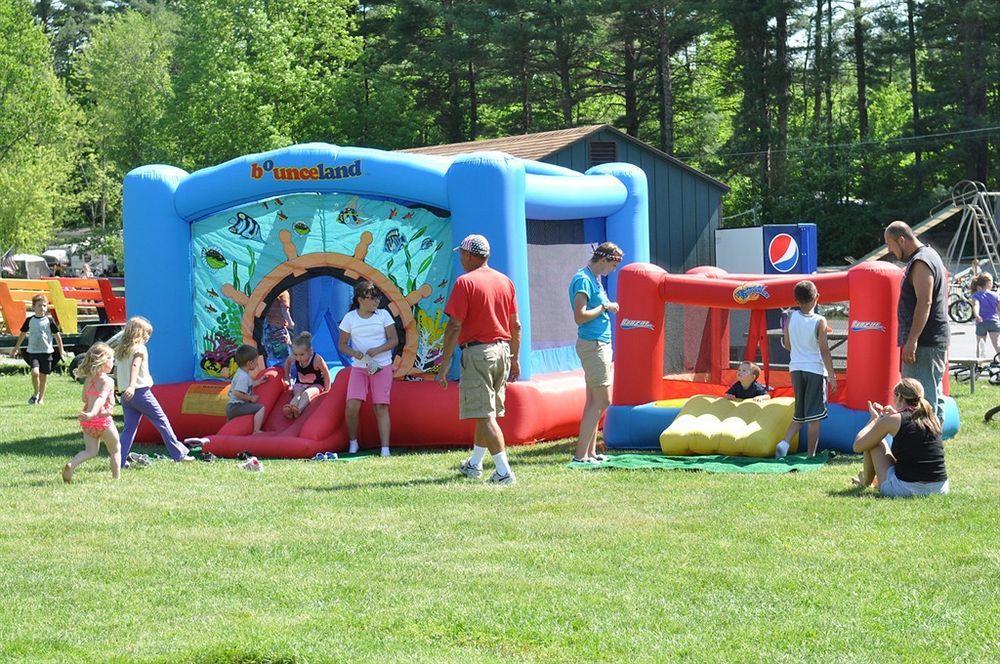 Lake George Escape - Campground Warrensburg Екстериор снимка